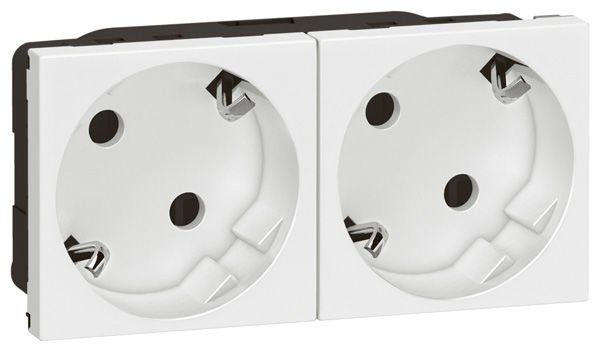 Legrand İkili Top. Priz, 45°, Otomatik, 16A, 250V~, 4M, Beyaz LEG-278252L