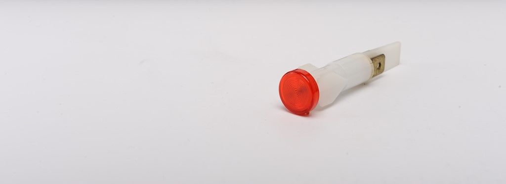 Emas Sinyal 10Mm 220V.Tırnaklı Kırmızı - S105NK