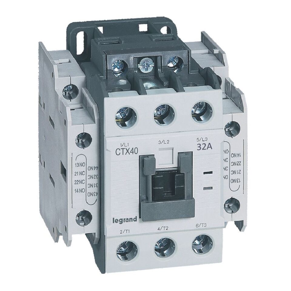 Legrand  CTX³ 3P kontaktör 32A 2NA+2NK 24V DC bobinli LEG-416121