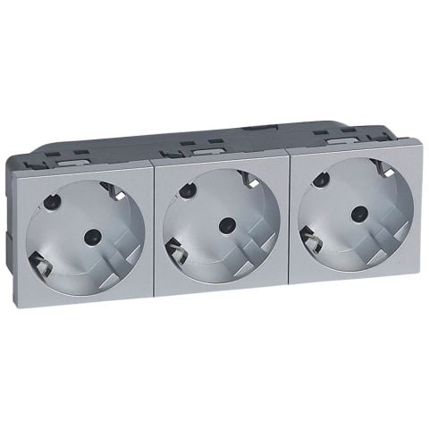 Legrand  S.Armada  3x45°, topraklı üçlü şebeke prizi, alü LEG-079283