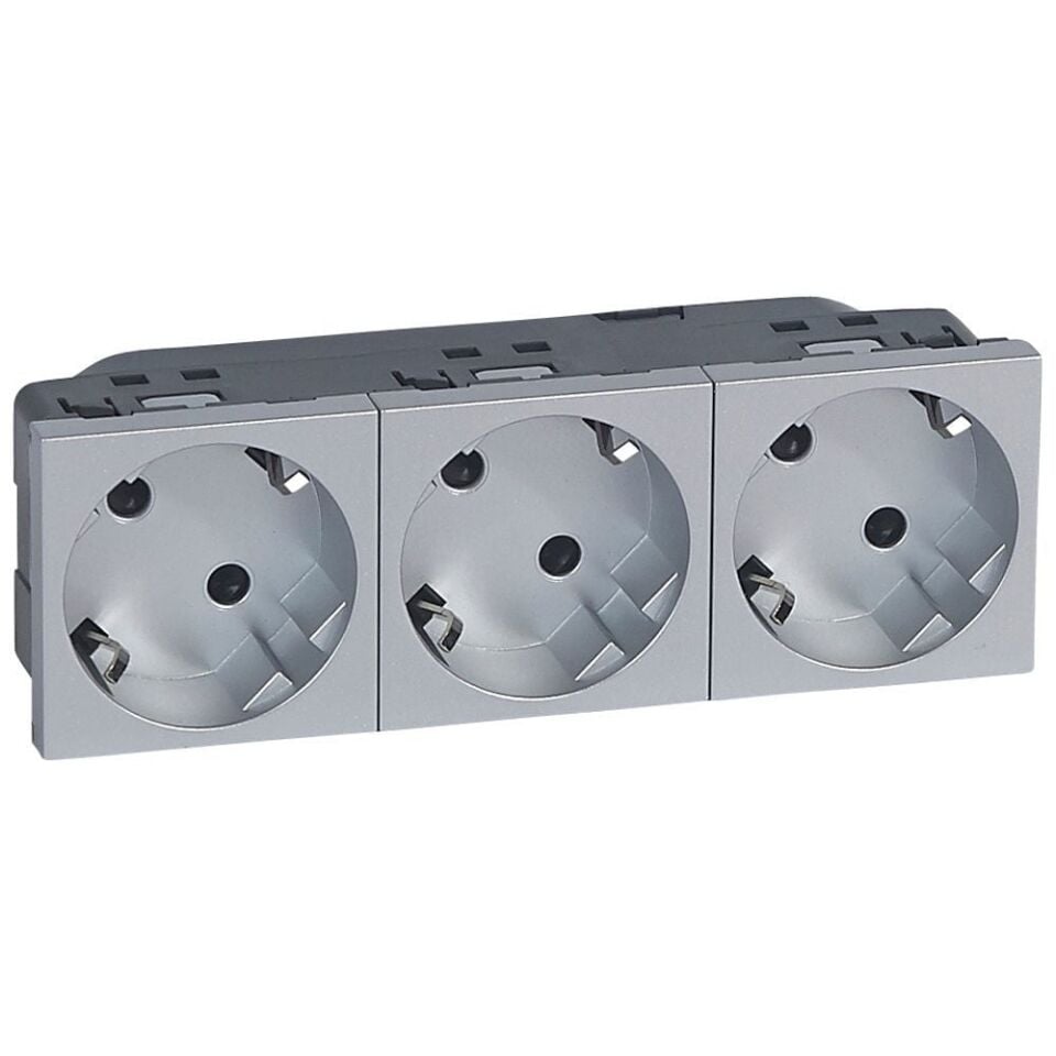 Legrand  S.Armada  3x45°, topraklı üçlü şebeke prizi, alü LEG-079283