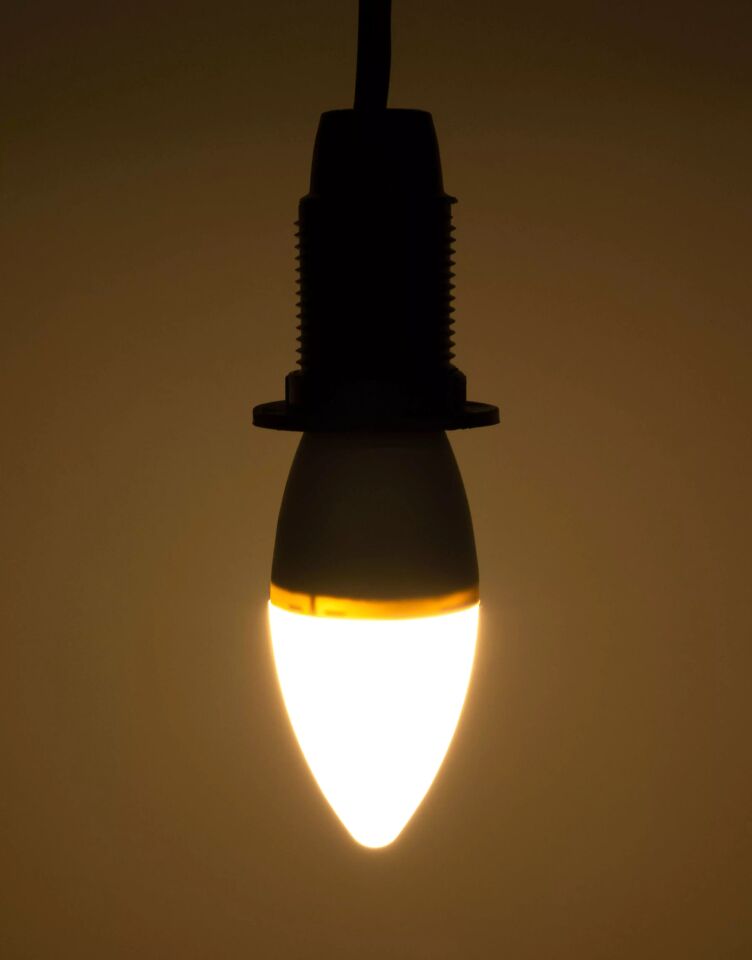 ACK 5W 220-240V E14 3000K Mum Led Ampul AA09-00510