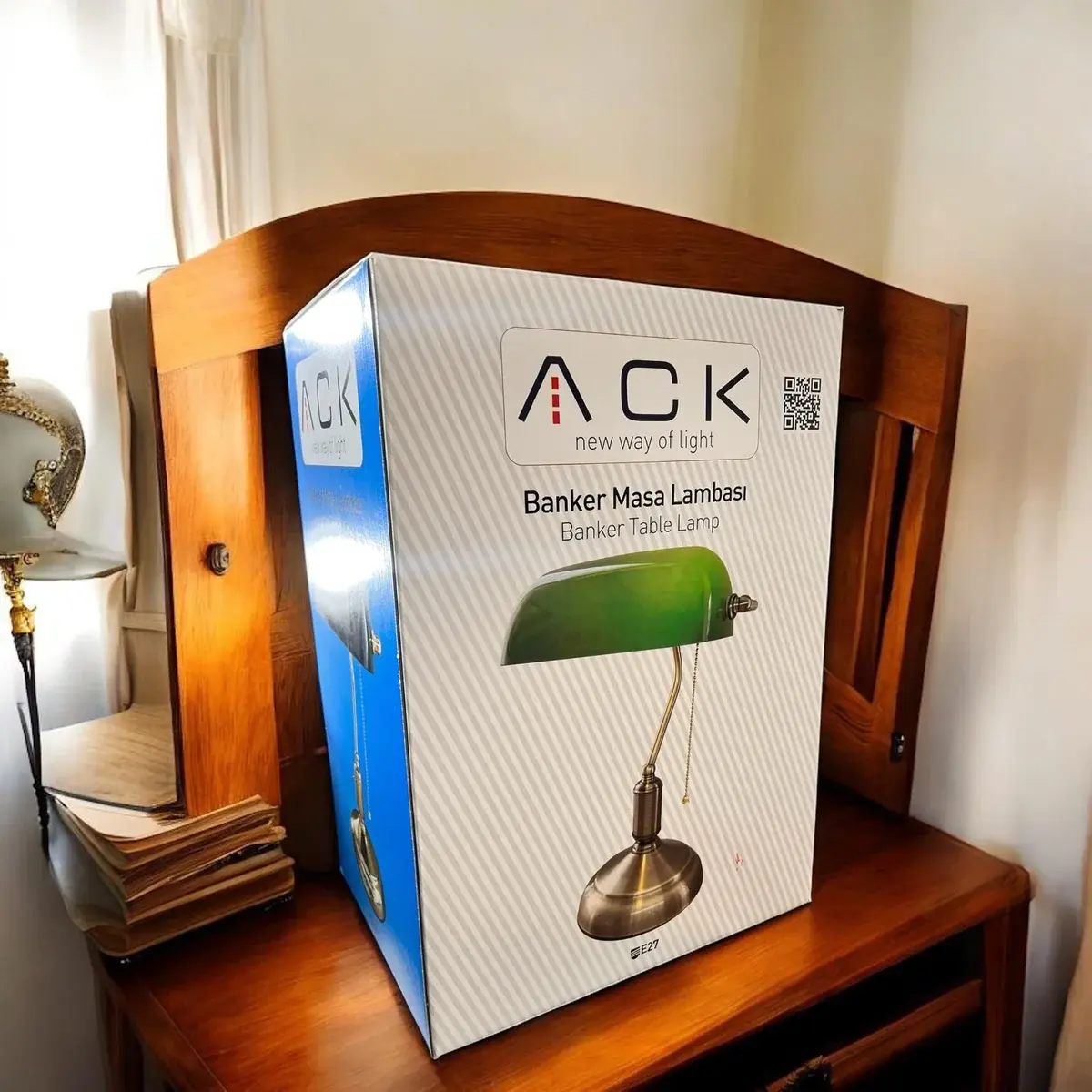 ACK Banker Masa Lambası Yesıl Cam - Eskıtme Govde E27 AF10-00527 en uygun fiyatlı satıcı