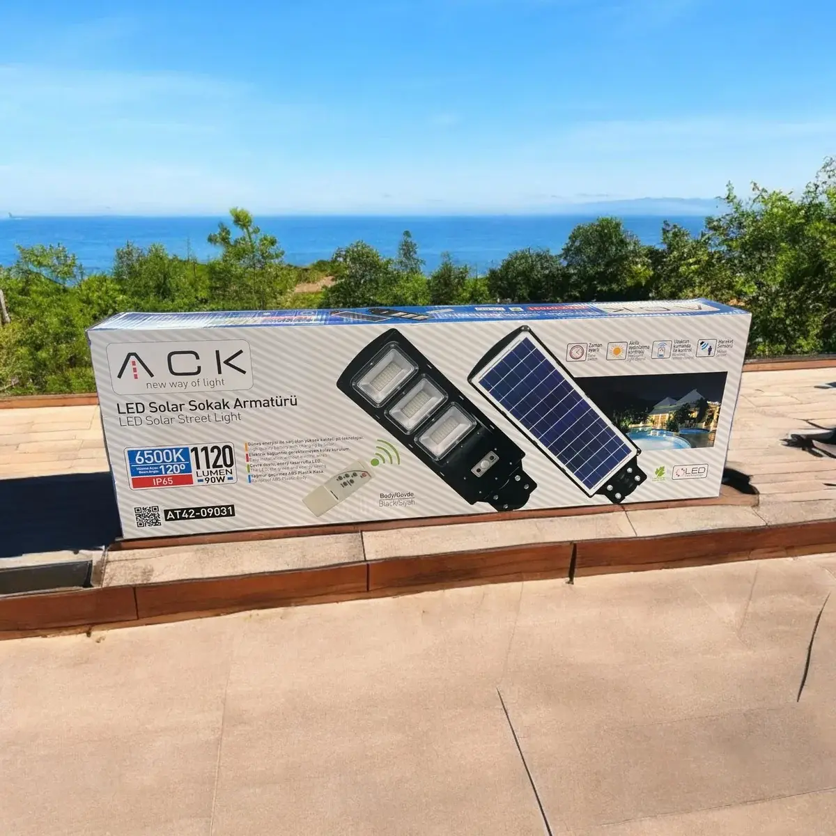ACK AT42-09031 90W 6500K Beyaz Led Solar Sokak Armatürü en uygun fiyatlı satıcı