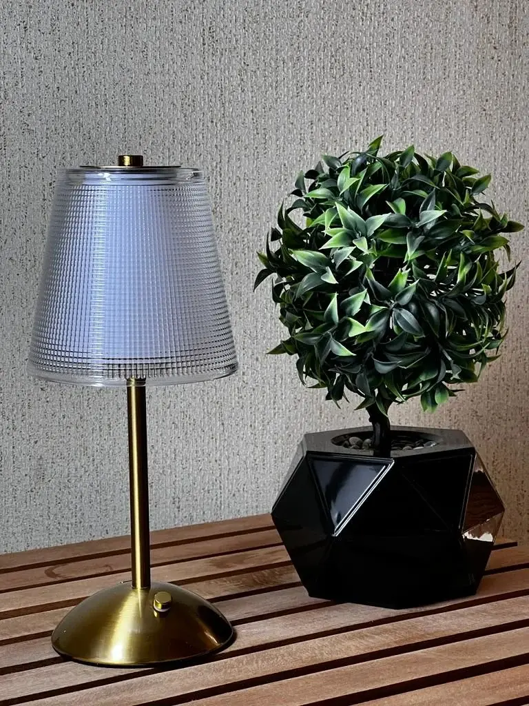 Dekoratif Masa Lambası HS-8112 3 Renk Dimlenebilir
