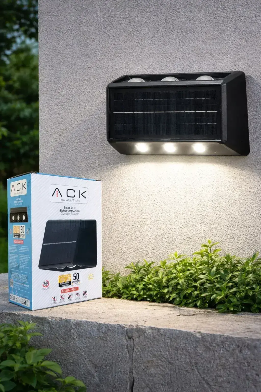 ACK Solar Led Bahçe Armatürü Çift Yönlü  Siyah Gövde 3000K Ip65 142Mmx73Mmx80Mm AG60-09801