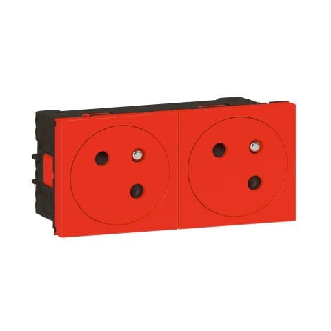 Legrand  İkili Düz Yüzey UPS Priz, 45°, Ç.k, Otomatik, 16A, 250V~, 4M, Kırmızı LEG-278172L