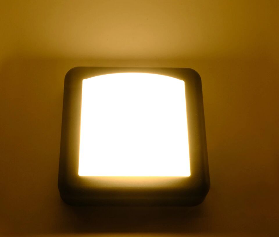 ACK 4W Led Duvar Apliği Siyah 3000K Ip44 AH07-05001
