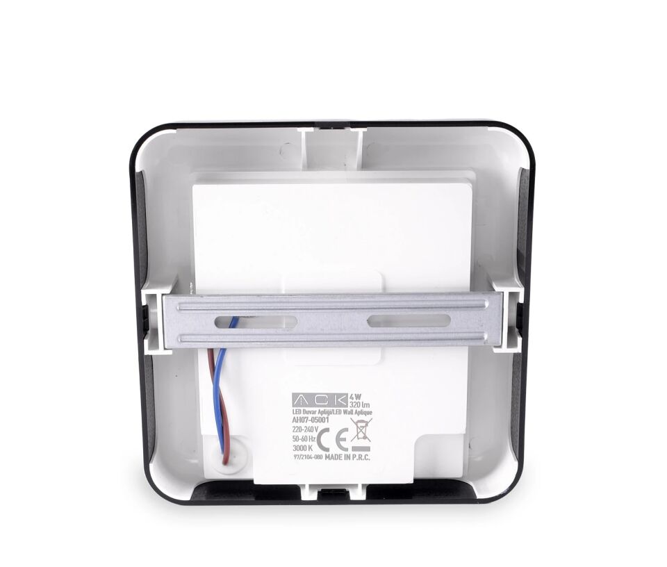 ACK 4W Led Duvar Apliği Siyah 3000K Ip44 AH07-05001
