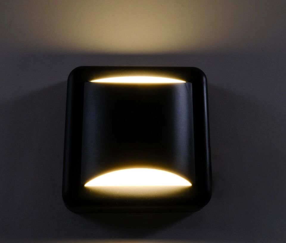ACK 4W Led Duvar Apliği Siyah 3000K Ip44 AH07-05101