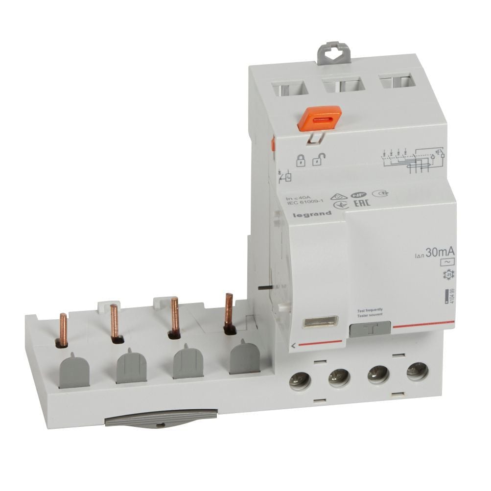 Legrand  DX³ yana montaj kaçak akım koruma 4P AC 40A 30mA (1modül/kutup için) LEG-410499