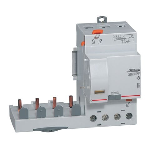 Legrand  DX³ yana montaj kaçak akım 4P selektif-F 63A 300mA (1 modül/kutup için) LEG-410555