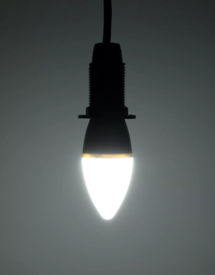 ACK 7W 220-240V E14 6500K Mum Led Ampul AA09-00713