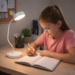 Cata CT-8440 Berlin Dokunmatik Masa Lambası Beyaz