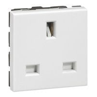 Legrand  S.Armada İng. std priz, 13 A, beyaz LEG-077505