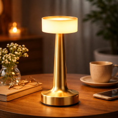 Cata Masa Lambası Gold Renk Ct-8436 Tek Anahtarla 3 Renk