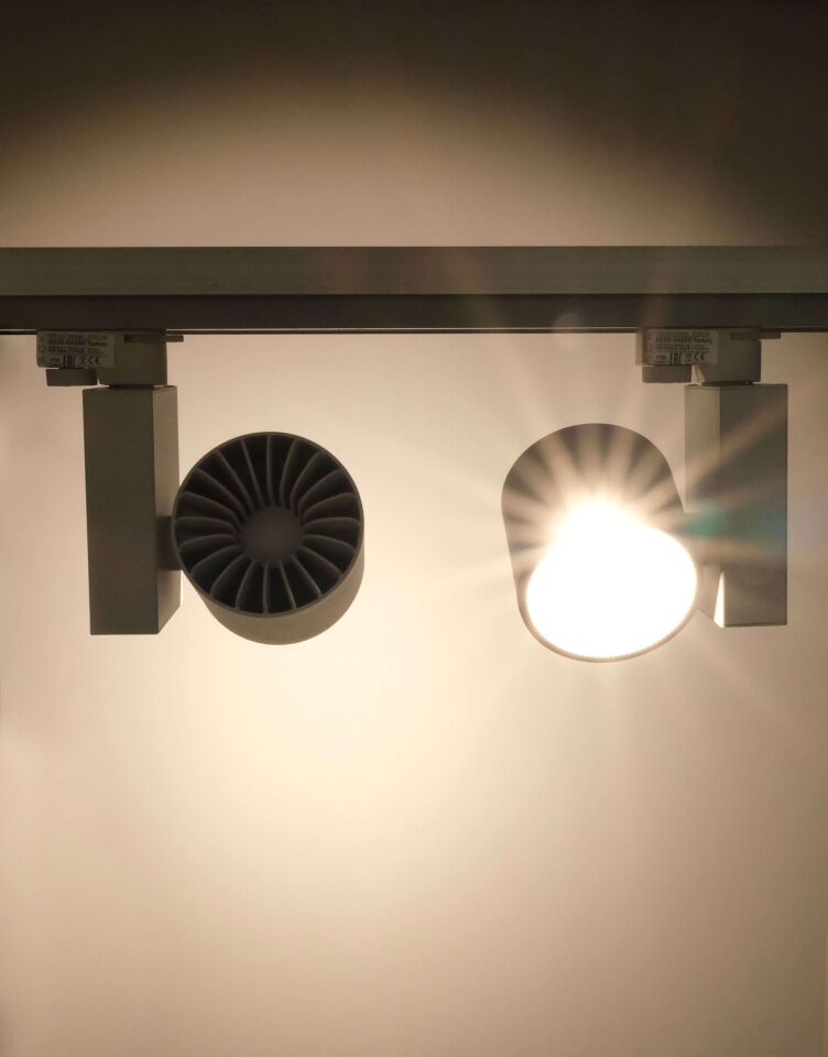 ACK 30W Beyaz 3000K Cob Led Monofaze Ray Armatürü AD30-04000
